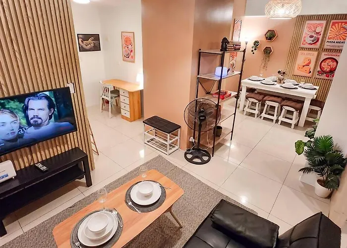 Spacious Pool View 2br 2bath In Makati * Manille