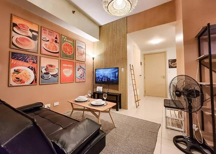 Spacious Pool View 2br 2bath In Makati Appartement Manille